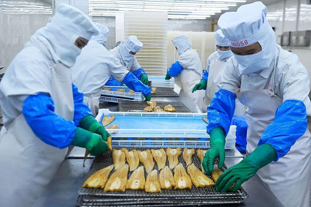 红人圈动态 | 有企业暴涨400%！这些中国零食全球爆单